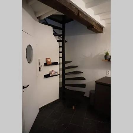 Rustig Gelegen Woning Op Toplocatie In Centrum 펜션 안트베르펜
